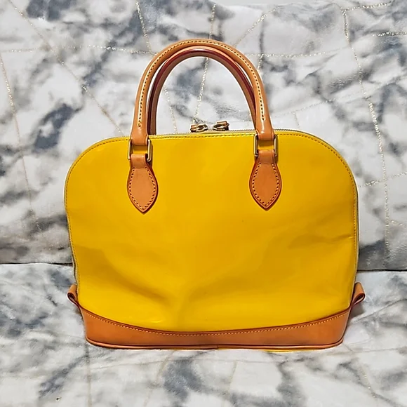 Dooney & Bourke Darcy Bag - Picture 3 of 11